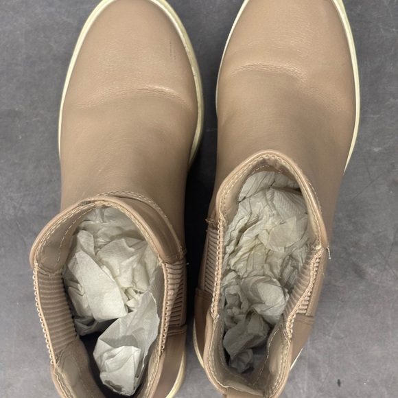 Matisse Shelby Ankle Booties - Picture 8 of 14